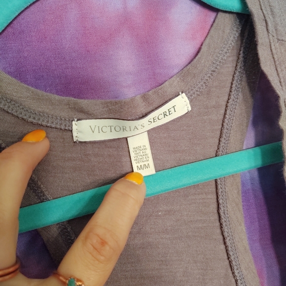 Victoria's Secret Gray Racerback Sport Tank Top: M - Picture 6 of 6